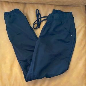Scrubstar jogger pants.
